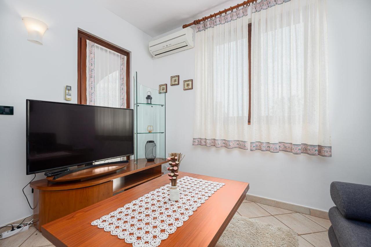 Sea View Apartment - Roberto 포레치 외부 사진